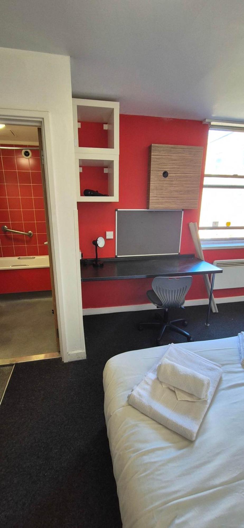 Apartment Spacious Budget In Centre